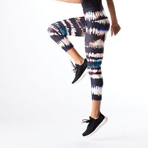 Lucy Activewear Studio High Rise Hatha Capris